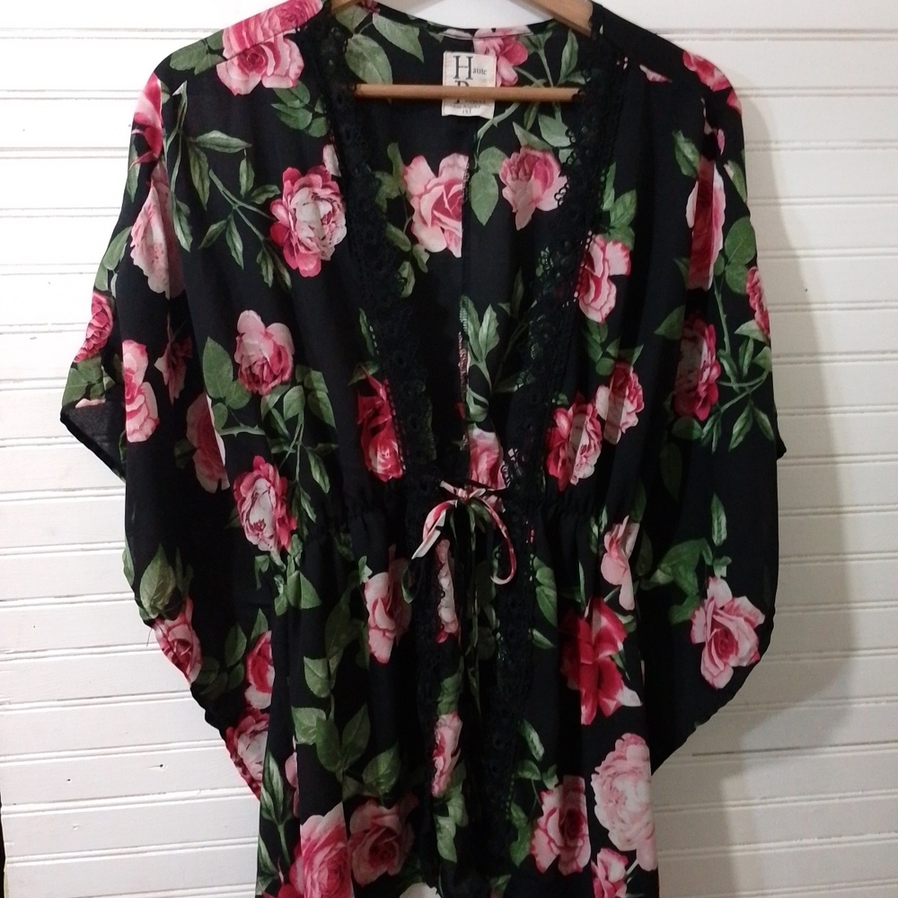 Haute Projects 1XL Floral Kimono Top